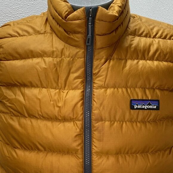 Patagonia Worn Wear Men’s Quilted Vest - Picture 10 of 11